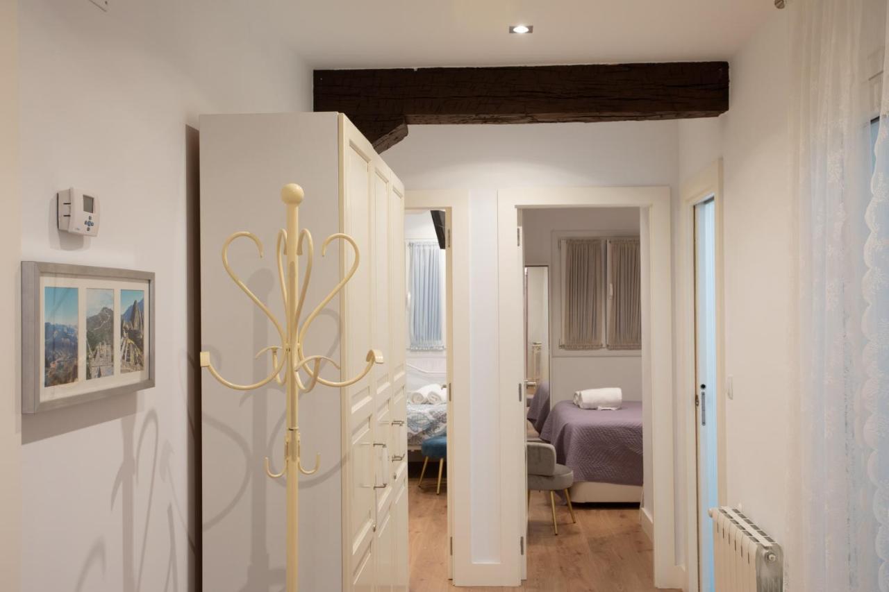 Ferienwohnung Acogedor Apartamento En El Centro Del Casco Viejo Bilbao Exterior foto